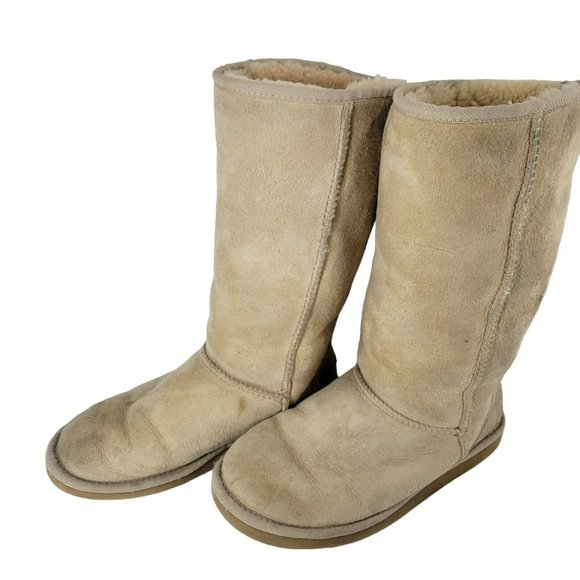 UGG Australia Classic Tall Boots Womens 7 Leather Genuine Sheepskin #5815 F8006C - Picture 1 of 11